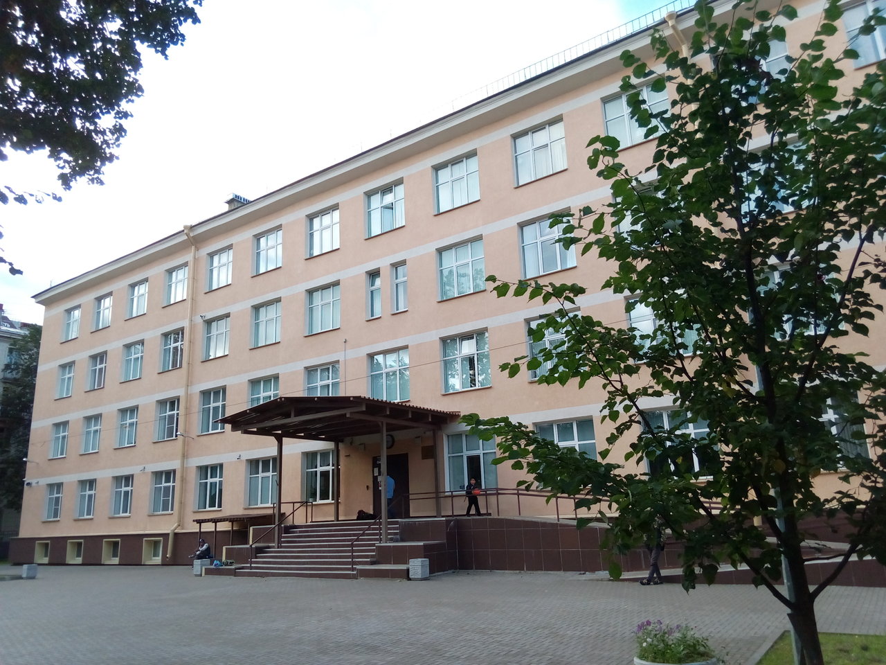 Школа номер 1 московский