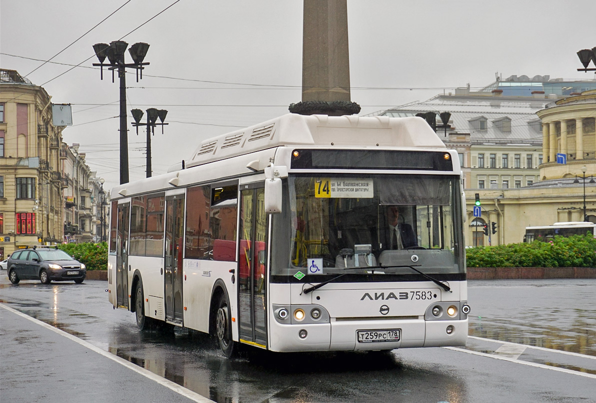 Автобусы в санкт петербурге до скольки. ЛИАЗ 5292.71. ЛИАЗ-5292 автобус Санкт-Петербург. Автобус ЛИАЗ Санкт Петербург. ЛИАЗ 2022 СПБ.