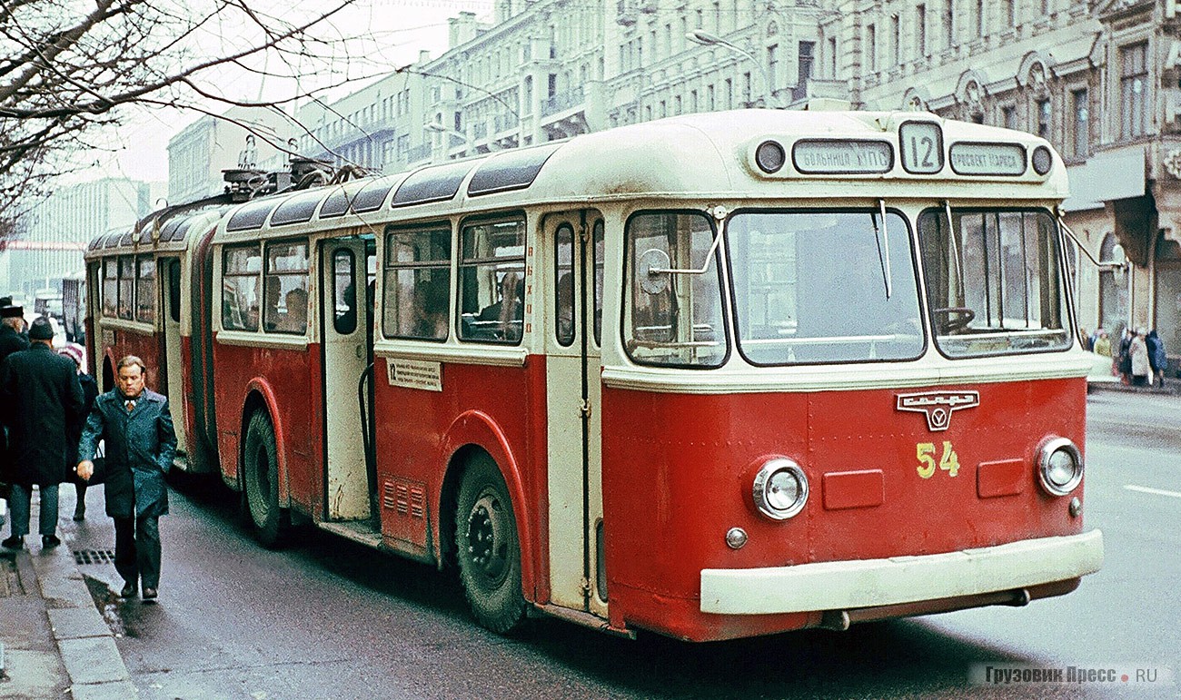СВАРЗ-ТС троллейбус