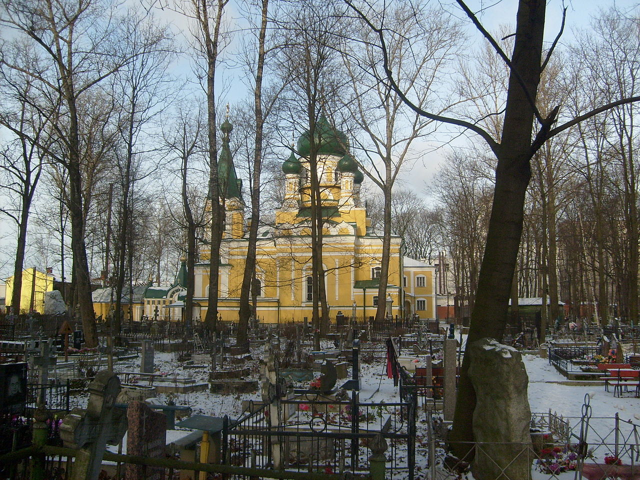 лютеранское кладбище в санкт петербурге фото