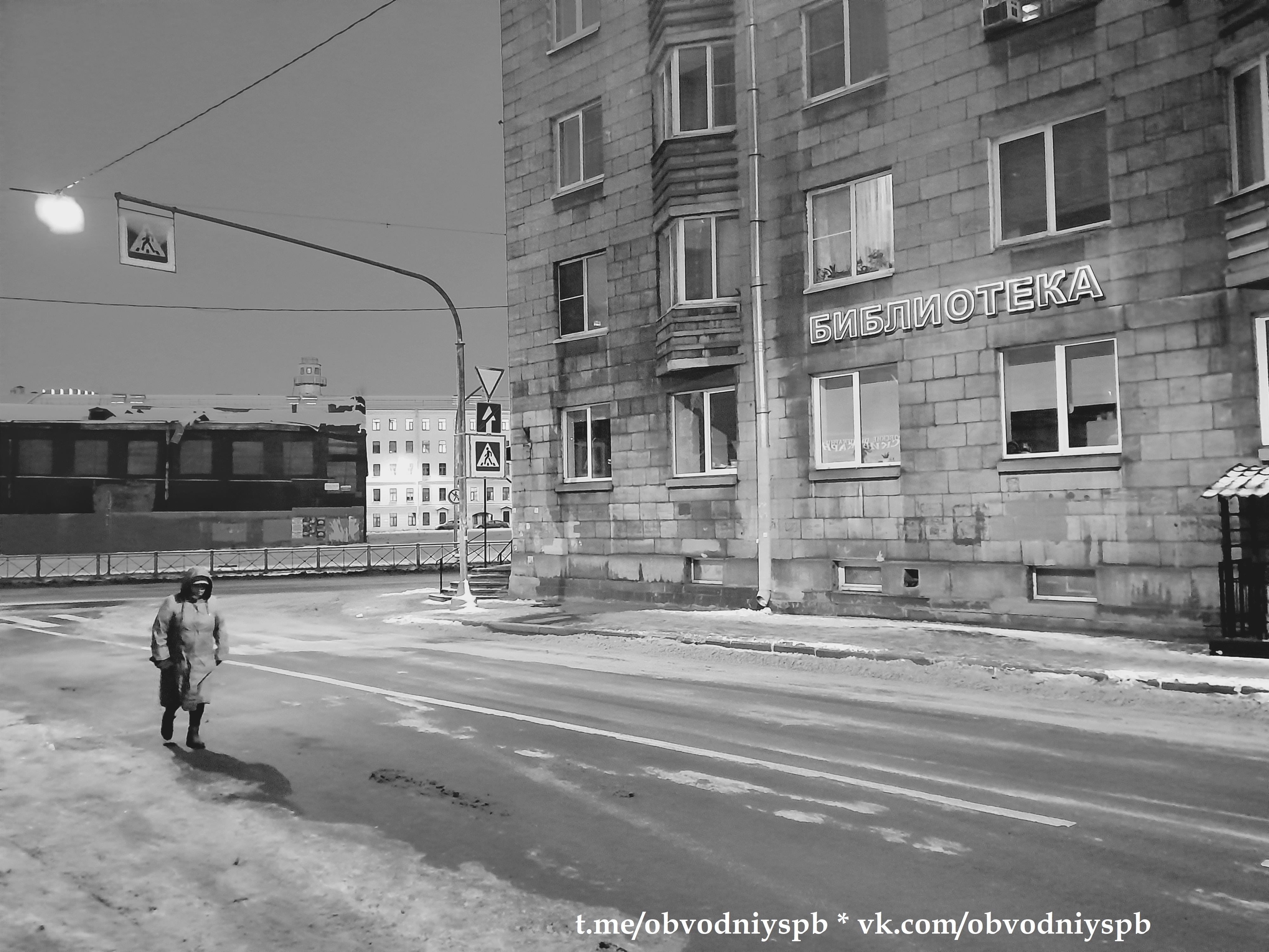 Атмосфера 2000. Атмосфера улиц. Улица Шкапина Санкт-Петербург. Атмосферная улица Екатеринбург. Улица Шкапина архивные фото.